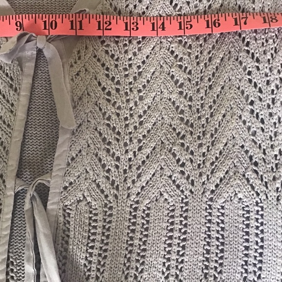 Sweater - Picture 4 of 6